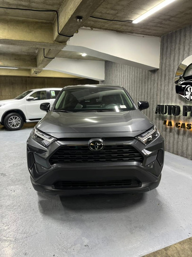 Imagen 2 de 12 de Toyota Rav4
