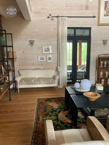 Venta Moderna Y Preciosa Casa En La Ciudad De Valdivia.