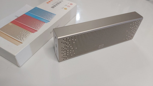 Caixa De Som Xiaomi Original Mi Bluetooth Speaker Dourada