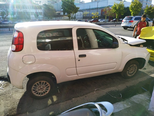 Imagem 1 de 10 de Sucata Fiat Uno Vivace 1.0 8v Manual Ano 2014