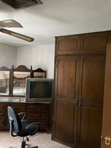 Imagen 21 de 22 de En Venta Casa Muy Amplia Con Departamento Anexo