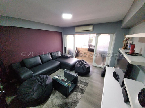 Ss: Vende Apartamento 24-9847 En San Roman De 105.4 M2, 2h/2b/1pe