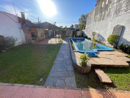 Venta Casa 4 Ambientes Con Pileta Y Cochera Padua