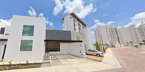 Venta De Casa En Juriquilla Querétaro. Ia
