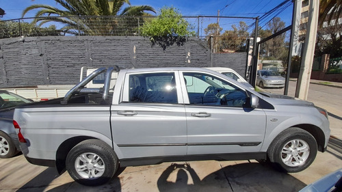 Imagen 7 de 18 de Ssangyong Actyon Sport 4x2 Ac Ll