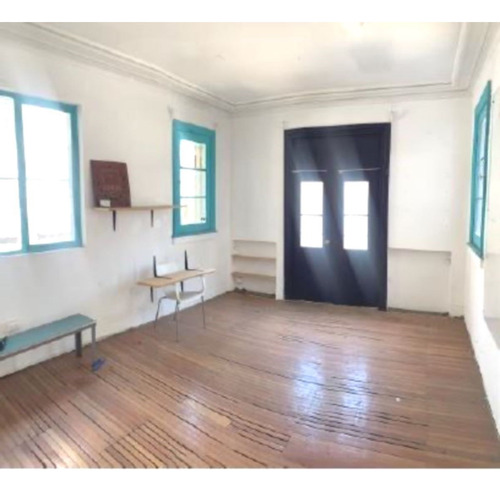 Casa En Venta De 11 Dorm. En Ñuñoa