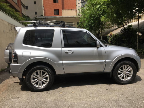 Imagem 15 de 15 de Mitsubishi Pajero Full 3.8 Hpe 4x4 V6 24v Gasolina 2p Automá