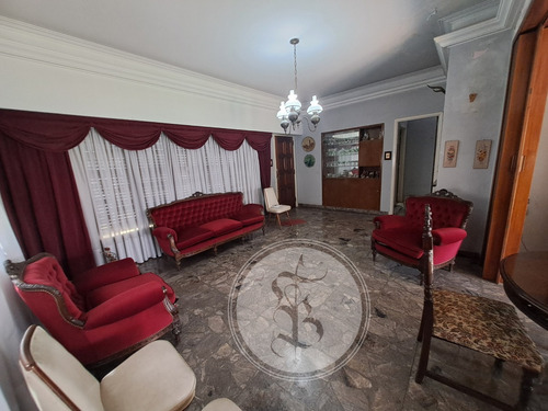 Hermoso Chalet Californiano - 3 Ambientes - En Villa Ballester Centro - Apto Credito Bancario