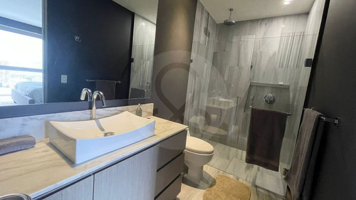 Penthouse En Renta En Penninsula Tower