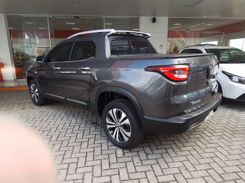Fiat Toro 2.0 16V TURBO DIESEL VOLCANO 4WD AT9