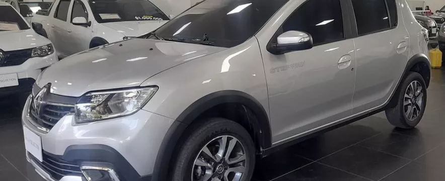 Stepway Intens  Mt 