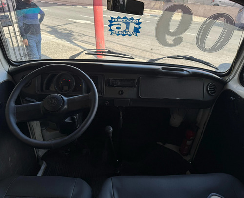 Volkswagen Kombi 1.4 MI STD 8V FLEX 4P MANUAL