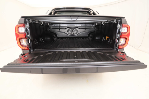 Toyota Hilux 2.8 Cd Srx 177cv 4x2 At