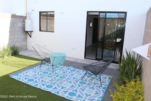 Imagen 8 de 14 de Casa En Venta El Mirador 3 Habitaciones Avh