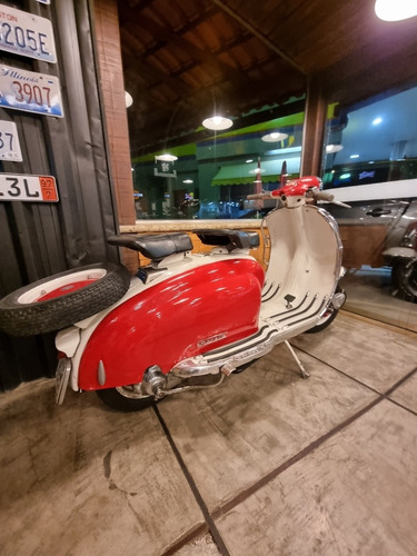 Imagem 2 de 8 de Lambretta Li Lambretta Li