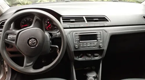 Volkswagen Voyage 1.6 Confortline mecánico