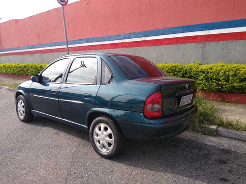 Chevrolet Corsa Sedan 1.6 8v Gls 4p