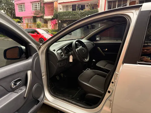 Renault Logan 1.6 Dynamique