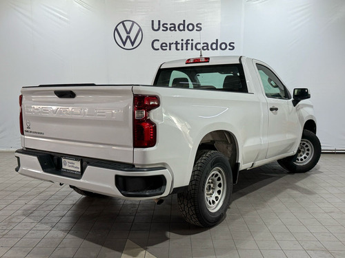 Chevrolet Silverado 4.3 V6 1500 WT Cabina Regular 4x2 At