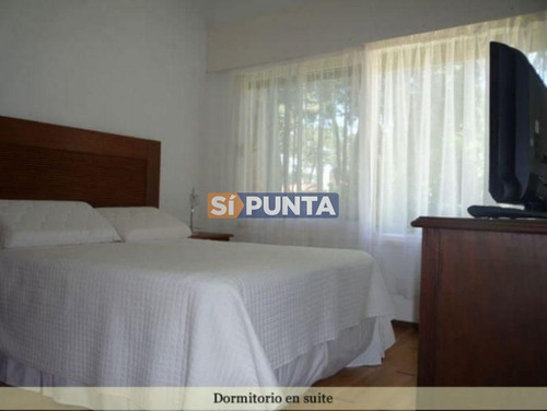 Imagen 9 de 17 de Casa Con Piscina Climatizada