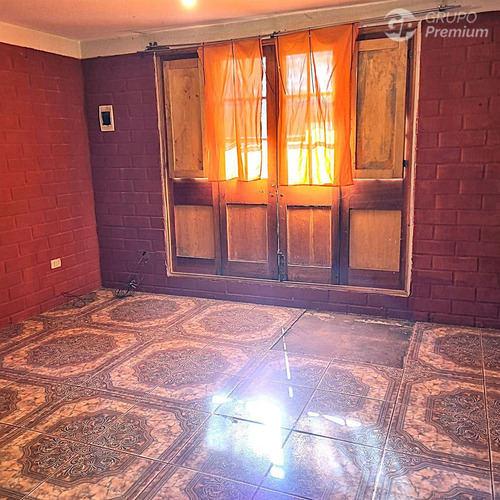 Casa Con Excelente Ubicación En Buin. 3d 1b