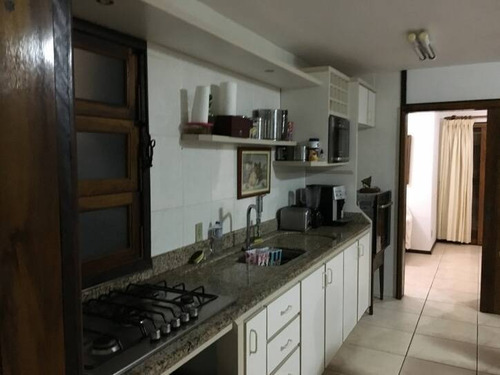 Imagem 12 de 15 de Casa Com 400m² - 04 Dormitórios - Cachoeira Do Bom Jesus - 3028