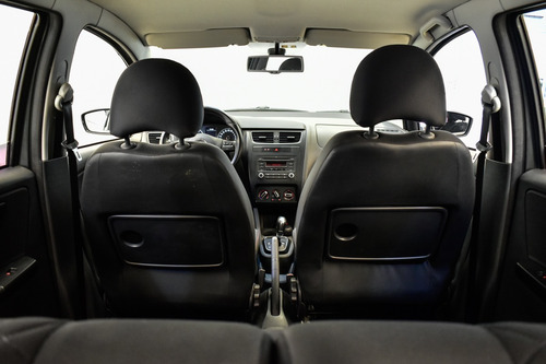 Imagen 6 de 15 de Volkswagen Suran 1.6 Highline 2013 La Plata 211