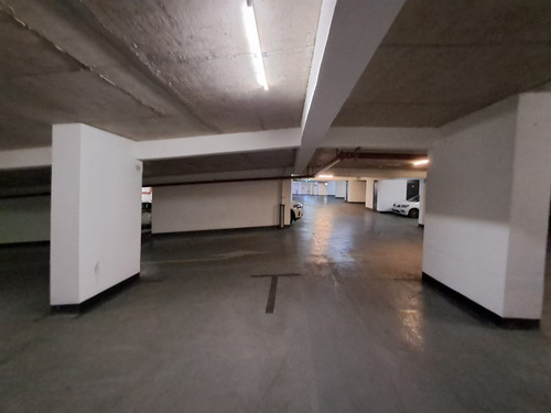 Estacionamiento En Venta En Las Condes
