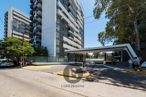 Venta - Departamento  Amoblado Y Con Cochera En Complejo Opera Luxury Con Amenities - 2 Dorm