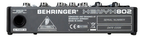 Behringer Xenyx 802 - Consola Compacta Mixer (Usado)