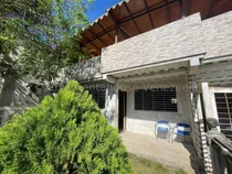 Comprar Casa En La Candelaria Con Excelentes Materiales Construccion Clima De Montaña Terraza Excelente Precio Estef 25-15414