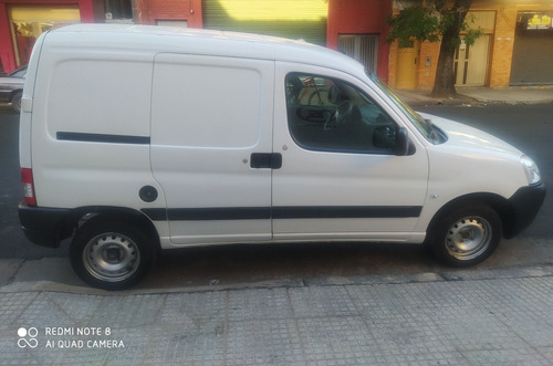 Imagen 6 de 18 de Peugeot Partner 2016 1.4 Furgon Confort
