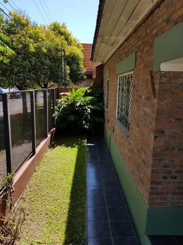 Imagen 3 de 7 de Casa - Barrio Parque Leloir