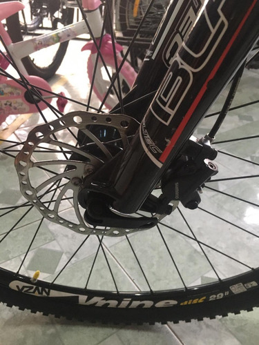 Imagem 4 de 9 de Bike