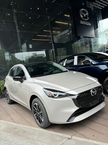 Mazda 2 Grand Touring Lx Carbon 2.0 Modelo 2026