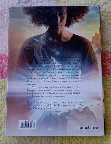 Libro Voces De Ursula K. Le Guin Editorial Minotauro