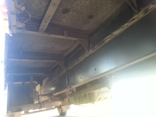 Imagen 5 de 9 de Mercedes Benz 1518
