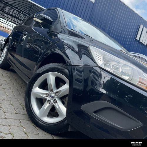 Imagem 3 de 8 de Ford Focus Sedan 2.0 16v 4p Glx Automático