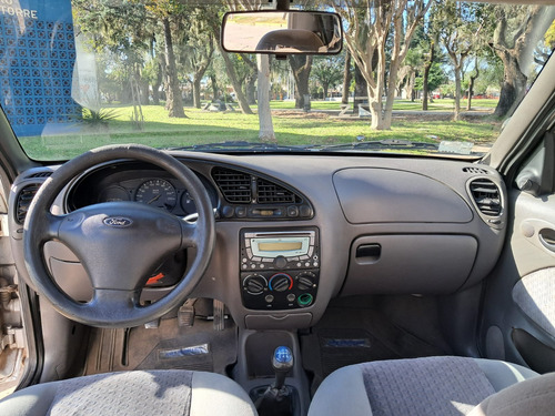Ford Fiesta 1.8 Clx D Ln