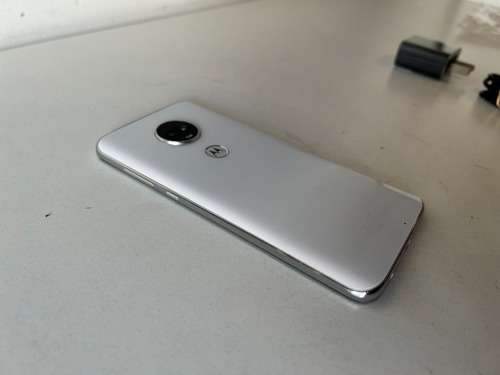 Imagen 5 de 8 de Motorola Moto G7 64 Gb Blanco 4 Gb Ram + Cargador