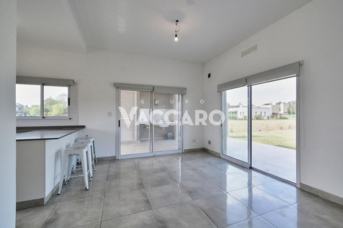 Casa Venta Prados Del Oeste Moreno