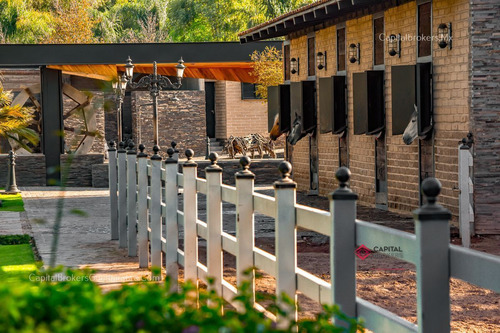 Rancho De Lujo Con Picadero Y Salon De Eventos En El Sur De Zm Guadalajara