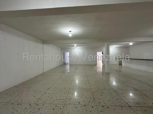 Local Comercial En Alquiler En Cc Regional Turmero Alto Trafico Ubicacion Excelente Al Lado De Supermercado Estef 25-17432