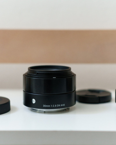 Imagem 1 de 8 de Lente Sigma 30mm F2.8 Dn Sony E Mount