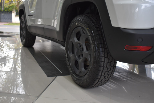 Renegade Willys T270 At9 4x4