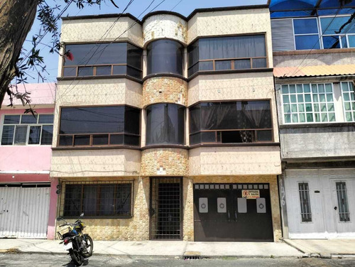 Casa En Renta En Colonia La Esperanza, Nezahualcoyotl, Estado De México.