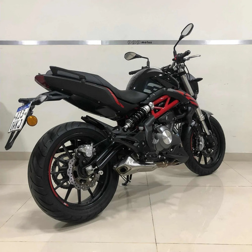 Imagen 5 de 16 de Benelli 302 S Naked Street Usada 2023 No Z 400 Créditos Dni