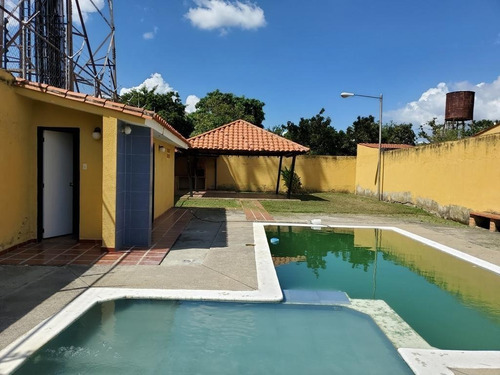 Imagen 15 de 15 de Townhouse, En Conjunto Las Trianitas