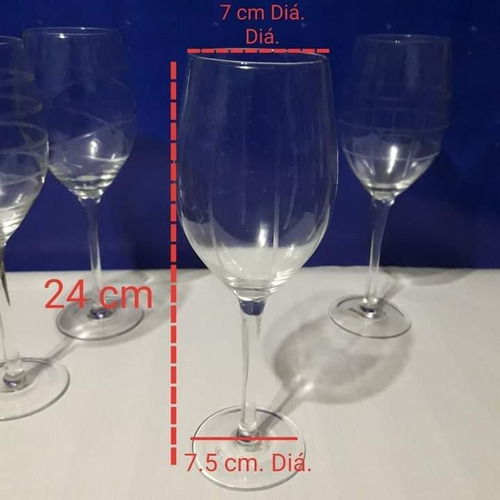 Imagen 2 de 9 de Set De Cuatro Copas De Vidrio Para Vino.nuevas. Marca Maint