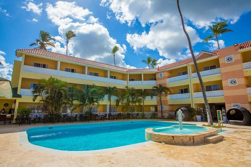 Te Vendo Hermoso Hotel, En Zona Este Punta Cana.